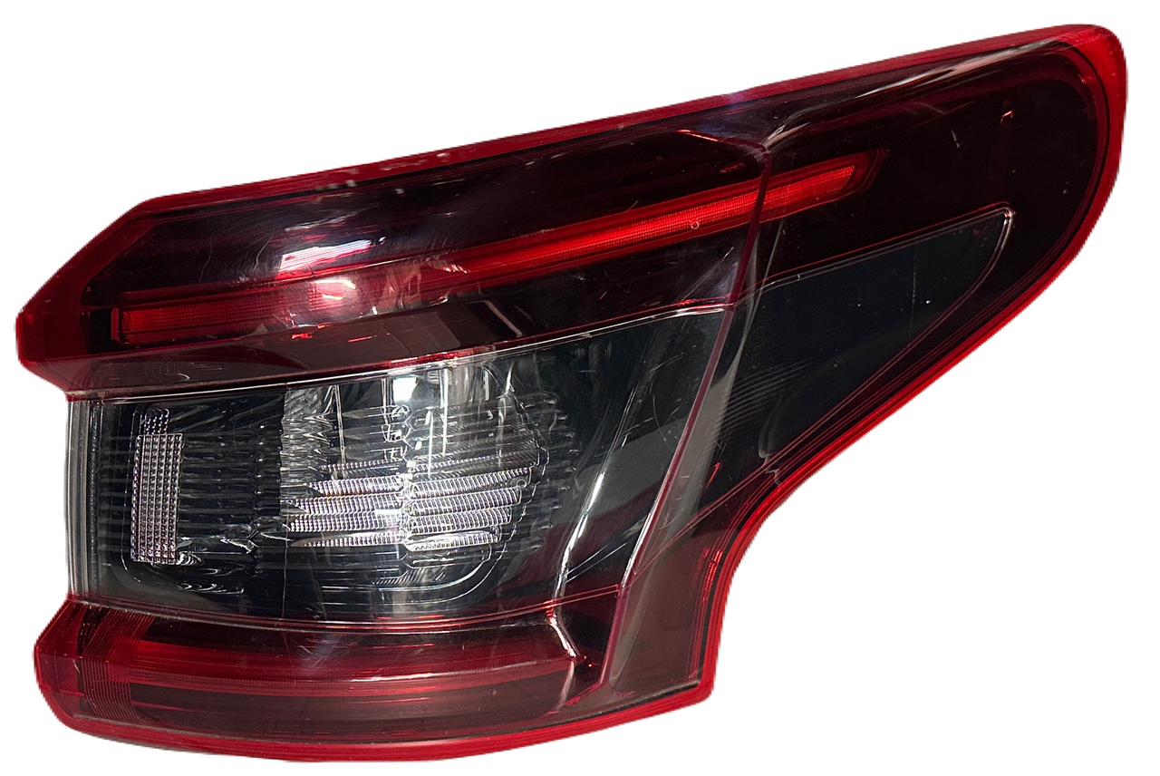 FEUX ROUGE DROITE NISSAN QASHQAI 2020